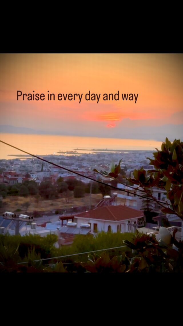 Too often we lean into the moment when we need to lean into Jesus #glyfadachristiancenter #leaningonjesus #praiseonmylips